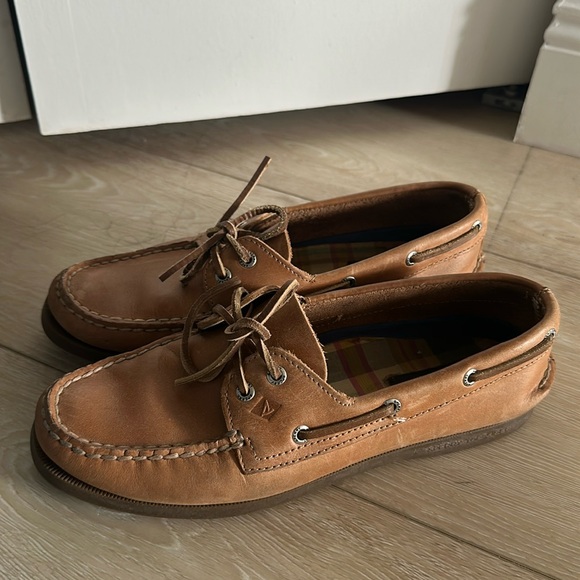 8.5 Sperry Boat shoes - Picture 2 of 4